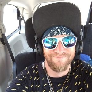 Meet your Posher, Stephen